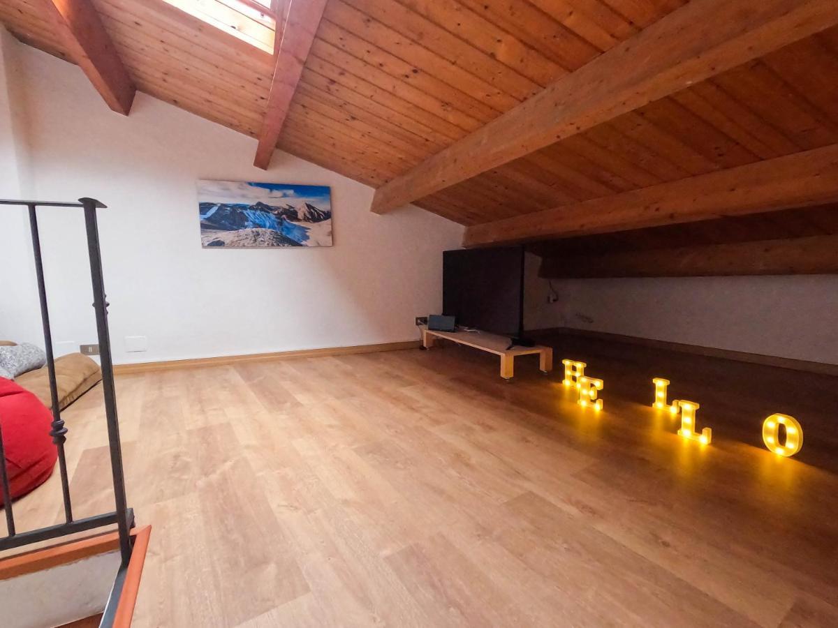 San Domenico House - Centro Storico Bed & Breakfast L'Aquila Luaran gambar